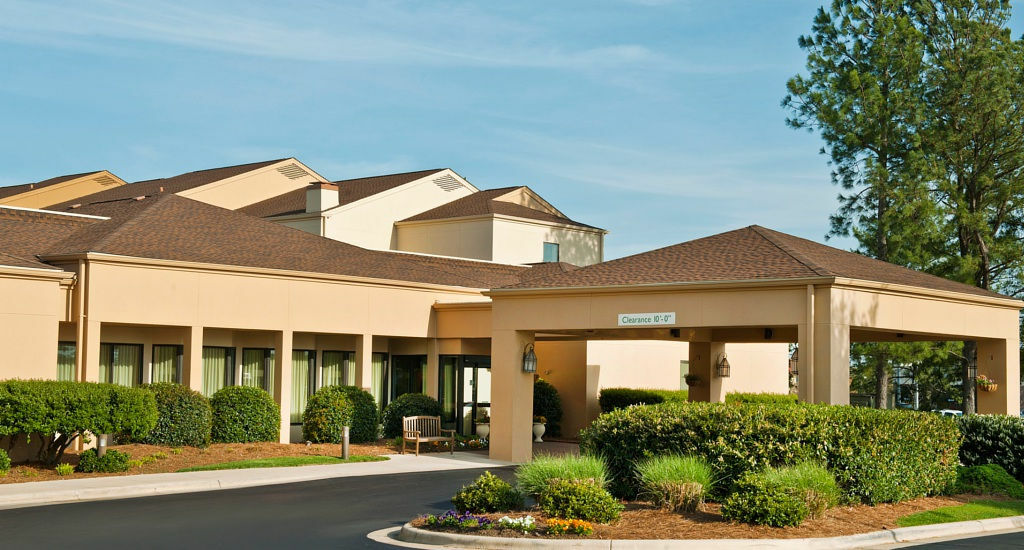 Courtyard By Marriott Greensboro Exteriér fotografie